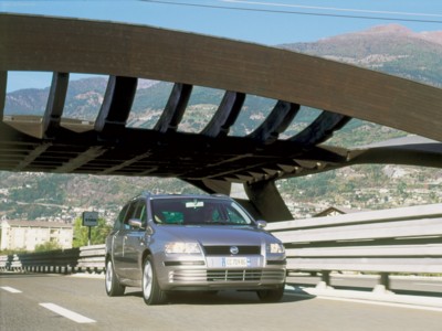 Fiat Stilo Multi Wagon Dynamic 2002 puzzle 595781