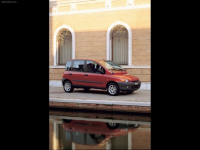 Fiat Multipla 2002 puzzle 595978