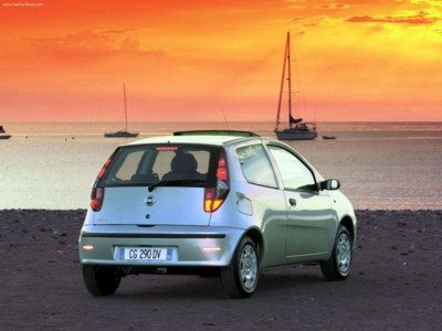 Fiat Punto Active 2003 stickers 596012