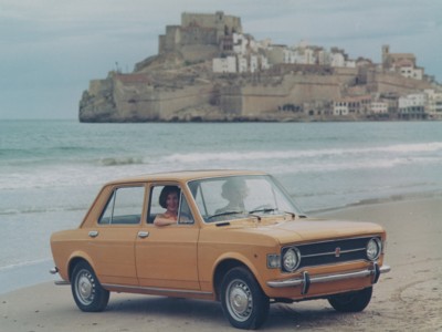 Fiat 128 1969 metal framed poster