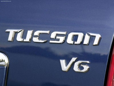 Hyundai Tucson V6 2005 metal framed poster