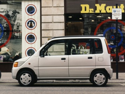 Daihatsu Move 1996 poster