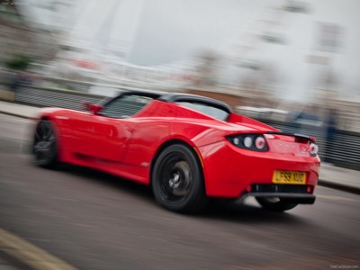 Tesla Roadster UK-Version 2010 calendar