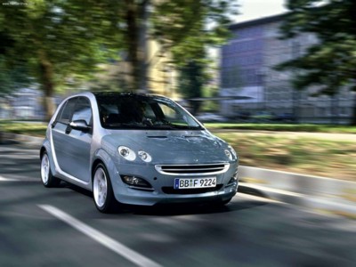 Smart forfour 2004 canvas poster