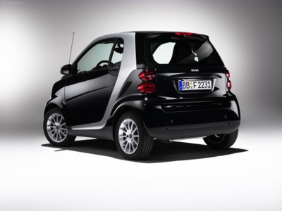 Smart fortwo coupe 2007 wooden framed poster