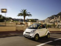 Smart fortwo electric drive 2010 Poster 608258