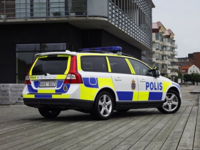 Volvo V70 Police car 2008 tote bag