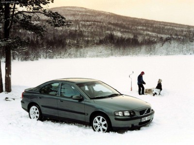 Volvo S60 AWD 2002 Poster 609135
