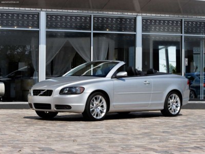 Volvo C70 2006 Poster 609413