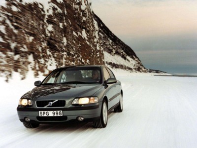 Volvo S60 AWD 2002 Poster 609757