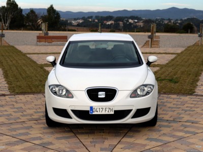 Seat Leon Ecomotive 2008 Poster with Hanger