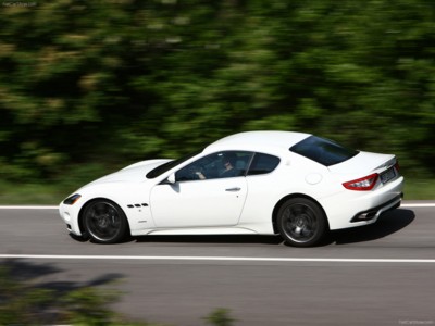 Maserati GranTurismo S 2009 stickers 613639