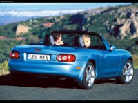 Mazda MX5 2000 Sweatshirt #617089