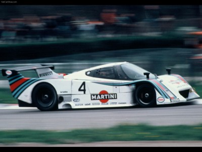 Lancia LC2 Gruppo C 1983 mouse pad