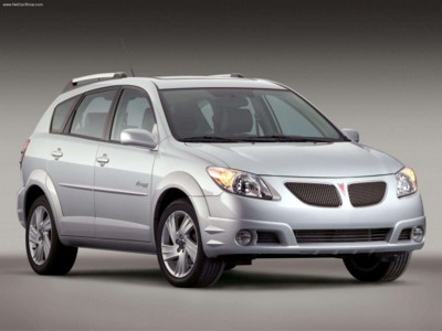 Pontiac Vibe GT 2005 Poster with Hanger