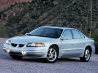 Pontiac Bonneville 2000 Poster 618724