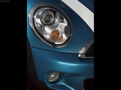 Mini Cooper S 2007 Poster with Hanger