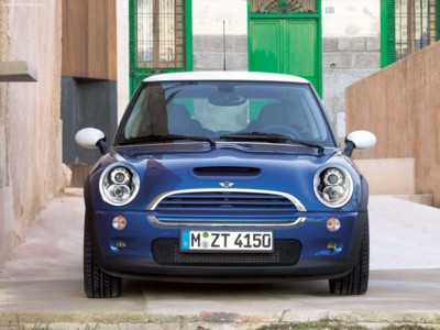 Mini Cooper S 2004 Poster with Hanger