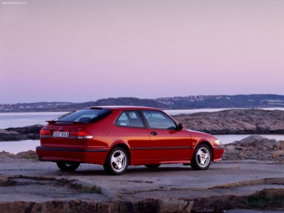 Saab 9-3 Aero Coupe 2000 Poster with Hanger