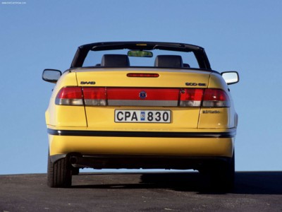 Saab 900 Convertible 1998 Poster 621841