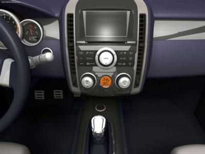 Nissan Sport Concept 2005 phone case