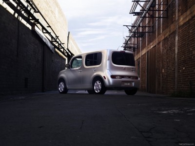 Nissan Cube 2010 poster