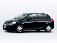 Nissan Tiida 2004 puzzle 623578