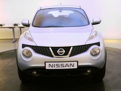 Nissan Juke 2011 Poster 623785