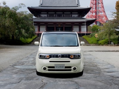 Nissan Cube 2010 stickers 624002