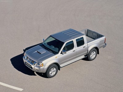 Nissan Pickup 2005 canvas poster
