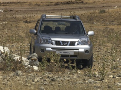 Nissan X-Trail 2004 canvas poster