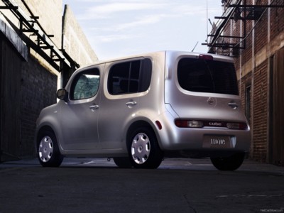 Nissan Cube 2010 Poster 624166