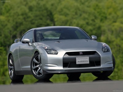 Nissan GT-R 2008 Poster 624323