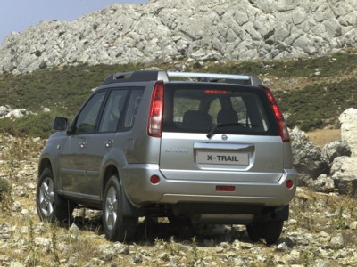 Nissan X-Trail 2004 Poster with Hanger