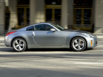 Nissan 350Z 2006 canvas poster