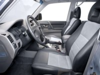 Mitsubishi Montero GLS 5door European Version 2005 Mouse Pad 628822