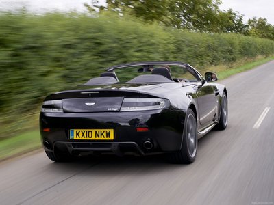 Aston Martin V8 Vantage N420 Roadster 2011 puzzle 677901