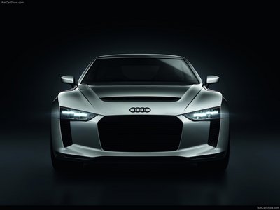 Audi quattro Concept 2010 Poster 678047