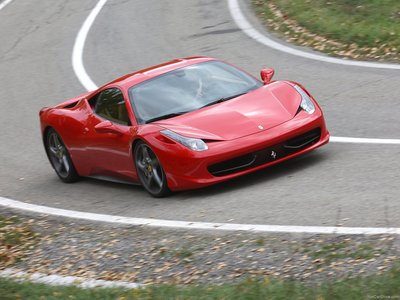 Ferrari 458 Italia 2011 Poster 679187