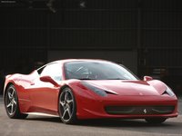 Ferrari 458 Italia 2011 Poster 679356