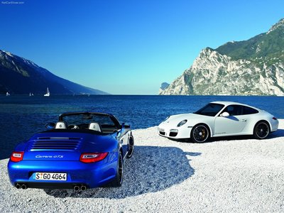 Porsche 911 Carrera GTS 2011 poster
