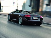 Audi R8 Spyder 4.2 FSI quattro 2011 Poster 680981