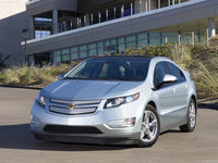 Chevrolet Volt 2011 Longsleeve T-shirt #681453