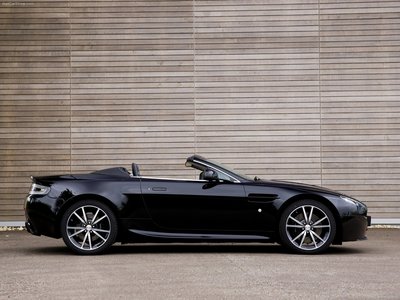 Aston Martin V8 Vantage N420 Roadster 2011 puzzle 681552