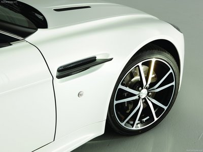 Aston Martin V8 Vantage N420 2011 poster