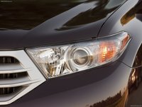 Toyota Highlander 2011 Poster 681644