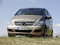 Mercedes-Benz Viano 2011 Mouse Pad 682099