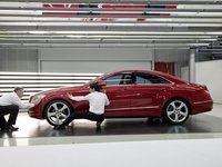 Mercedes-Benz CLS-Class 2012 Longsleeve T-shirt #682167