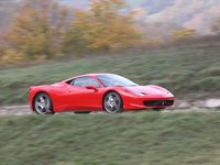 Ferrari 458 Italia 2011 Poster 682341