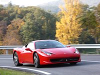 Ferrari 458 Italia 2011 Poster 682377